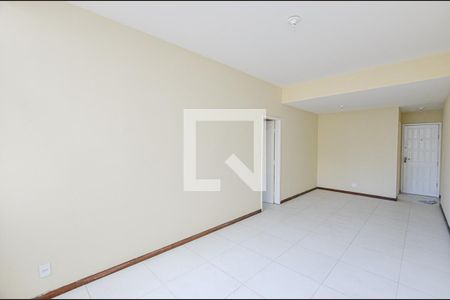 Apartamento à venda com 75m², 2 quartos e 1 vagaSala