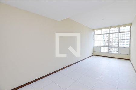 Apartamento à venda com 75m², 2 quartos e 1 vagaSala