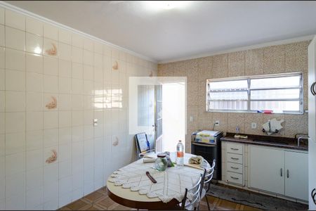 Casa à venda com 138m², 3 quartos e 2 vagas Casa à venda com 138m², 3 quartos e 2 vagasCozinha