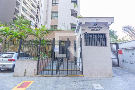 Apartamento à venda com 28m², 1 quarto e 1 vaga Apartamento à venda com 28m², 1 quarto e 1 vagaFachada do Prédio
