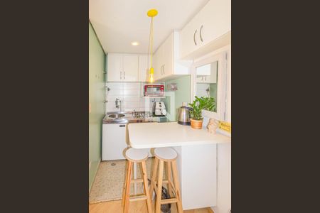 Apartamento à venda com 28m², 1 quarto e 1 vaga Apartamento à venda com 28m², 1 quarto e 1 vagaCozinha