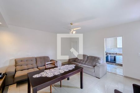 Sala de casa para alugar com 3 quartos, 256m² em Quarta Parada, São Paulo