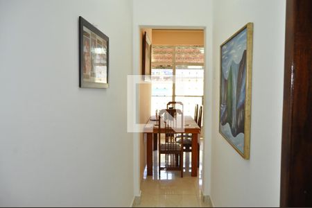 Corredor de casa à venda com 3 quartos, 200m² em Todos Os Santos, Rio de Janeiro