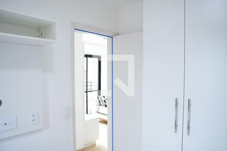 Quarto 1  de apartamento para alugar com 2 quartos, 48m² em Jardim Ísis, Cotia