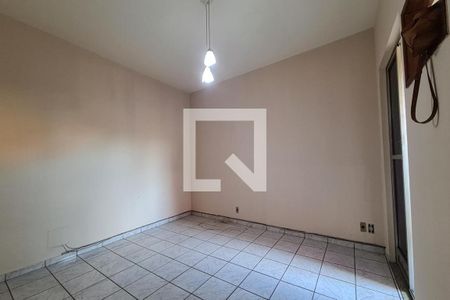 Sala de casa à venda com 2 quartos, 47m² em Calvacante, Rio de Janeiro