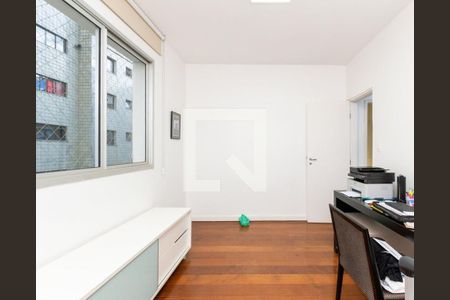 Quarto 3 de apartamento à venda com 4 quartos, 160m² em Sion, Belo Horizonte