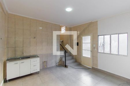 Sala/Cozinha de casa para alugar com 2 quartos, 60m² em Parque São Lucas, São Paulo