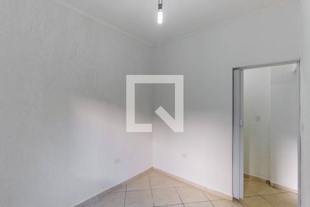 Quarto 1 de casa para alugar com 2 quartos, 60m² em Parque São Lucas, São Paulo