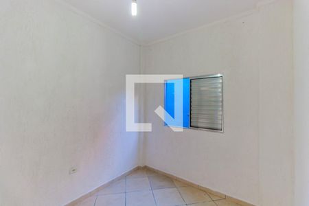 Quarto 1 de casa para alugar com 2 quartos, 60m² em Parque São Lucas, São Paulo