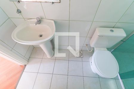 Banheiro Social de apartamento para alugar com 3 quartos, 82m² em Boqueirão, Curitiba