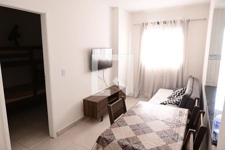 Sala de apartamento para alugar com 1 quarto, 45m² em Vila Tupi, Praia Grande