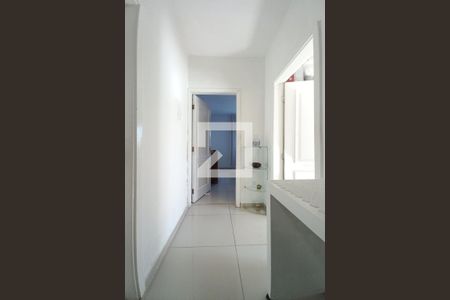 Corredor de casa à venda com 4 quartos, 151m² em Jardim New York, Campinas