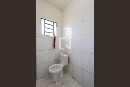 Banheiro de casa para alugar com 1 quarto, 40m² em Vila Santa Maria, São Paulo