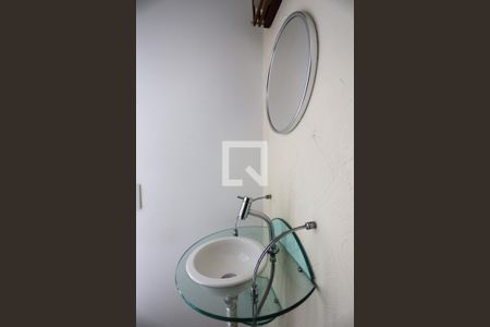 Lavabo - detalhes de casa de condomínio para alugar com 2 quartos, 60m² em Jardim Barbacena, Cotia