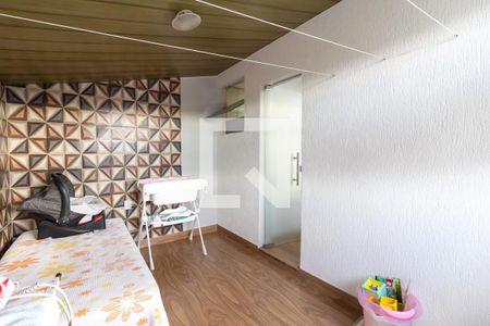 Quarto de casa à venda com 3 quartos, 60m² em Tirol (Barreiro), Contagem