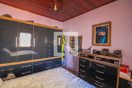 Casa à venda com 378m², 4 quartos e 2 vagas Casa à venda com 378m², 4 quartos e 2 vagasQuarto 2