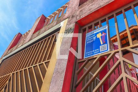 Casa à venda com 378m², 4 quartos e 2 vagas Casa à venda com 378m², 4 quartos e 2 vagasPlaca