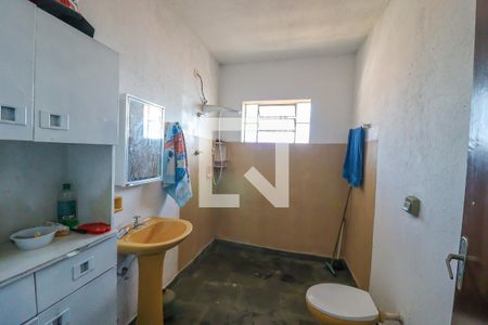 Casa à venda com 378m², 4 quartos e 2 vagas Casa à venda com 378m², 4 quartos e 2 vagasEdícula