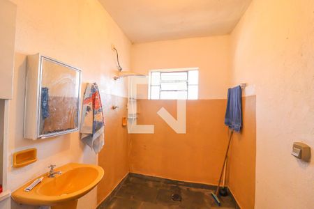 Casa à venda com 378m², 4 quartos e 2 vagas Casa à venda com 378m², 4 quartos e 2 vagasEdícula