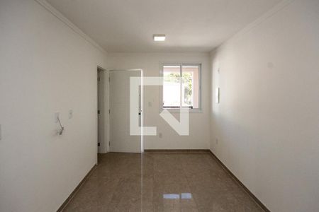 Sala e Cozinha de apartamento para alugar com 1 quarto, 30m² em Quinta da Paineira, São Paulo