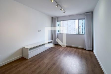 Sala de apartamento à venda com 2 quartos, 78m² em Indianópolis, São Paulo