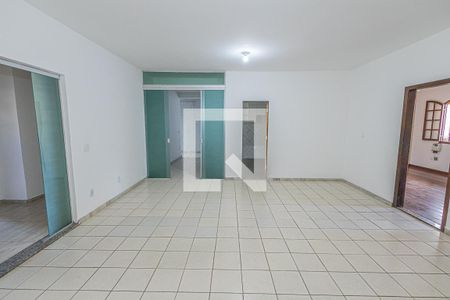 Sala 2 de casa para alugar com 4 quartos, 462m² em Castelo, Belo Horizonte