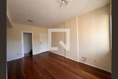 Sala de apartamento para alugar com 3 quartos, 78m² em Santo Antônio, Belo Horizonte