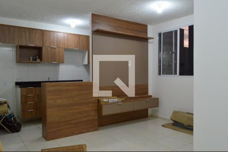 Sala  de apartamento à venda com 2 quartos, 42m² em Curicica, Rio de Janeiro