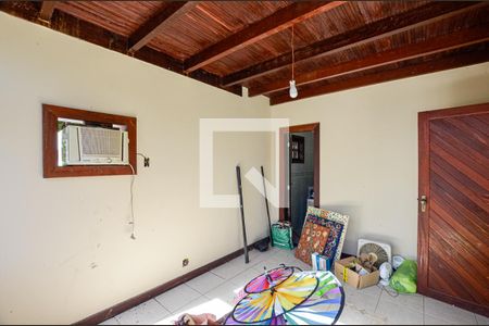 Suite de casa à venda com 4 quartos, 250m² em Itaipu, Niterói