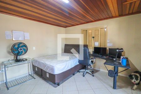 Casa à venda com 280m², 4 quartos e 3 vagas Casa à venda com 280m², 4 quartos e 3 vagasSuíte