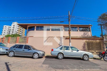 Casa à venda com 280m², 4 quartos e 3 vagas