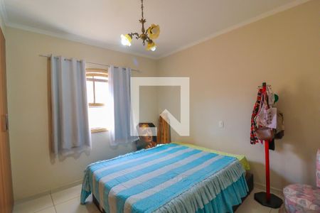 Casa à venda com 280m², 4 quartos e 3 vagas Casa à venda com 280m², 4 quartos e 3 vagasQuarto 2