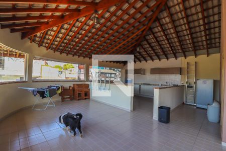 Casa à venda com 280m², 4 quartos e 3 vagas Casa à venda com 280m², 4 quartos e 3 vagasÁrea gourmet