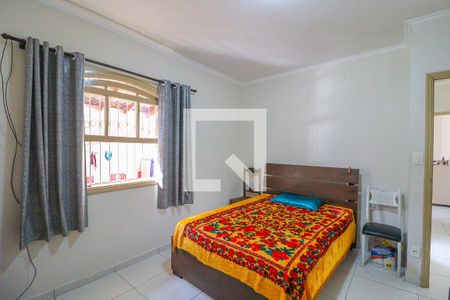 Casa à venda com 280m², 4 quartos e 3 vagas Casa à venda com 280m², 4 quartos e 3 vagasQuarto 3