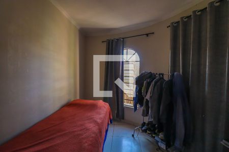 Casa à venda com 280m², 4 quartos e 3 vagas Casa à venda com 280m², 4 quartos e 3 vagasQuarto 1