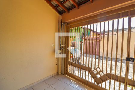 Casa à venda com 280m², 4 quartos e 3 vagas Casa à venda com 280m², 4 quartos e 3 vagasGaragem