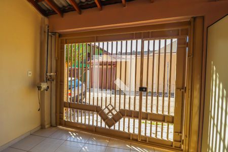 Casa à venda com 280m², 4 quartos e 3 vagas Casa à venda com 280m², 4 quartos e 3 vagasGaragem