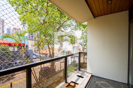 Varanda da sala de apartamento à venda com 3 quartos, 159m² em Vila Bastos, Santo André