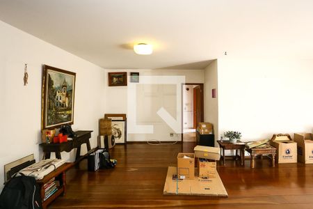 Apartamento à venda com 241m², 3 quartos e 3 vagasSala