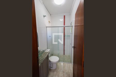 Banheiro da Suíte 1 de casa à venda com 2 quartos, 109m² em Parque Novo Oratório, Santo André