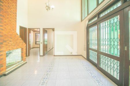 Casa à venda com 494m², 5 quartos e 6 vagas Casa à venda com 494m², 5 quartos e 6 vagasChurrasqueira