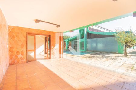 Casa à venda com 494m², 5 quartos e 6 vagas Casa à venda com 494m², 5 quartos e 6 vagasChurrasqueira 2