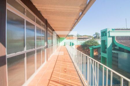 Casa à venda com 494m², 5 quartos e 6 vagas Casa à venda com 494m², 5 quartos e 6 vagasSalão de Festas - Varanda