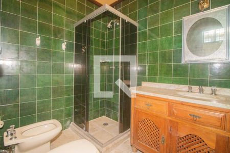 Casa à venda com 494m², 5 quartos e 6 vagas Casa à venda com 494m², 5 quartos e 6 vagasBanheiro Social