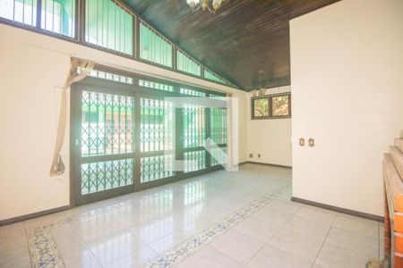 Casa à venda com 494m², 5 quartos e 6 vagas Casa à venda com 494m², 5 quartos e 6 vagasChurrasqueira