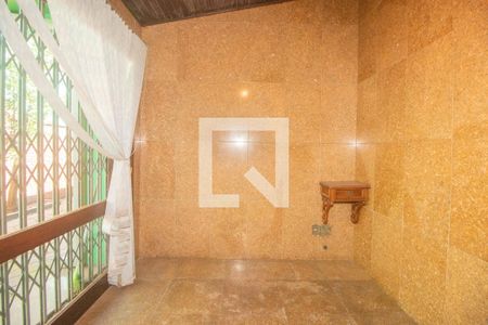 Casa à venda com 494m², 5 quartos e 6 vagas Casa à venda com 494m², 5 quartos e 6 vagasCopa