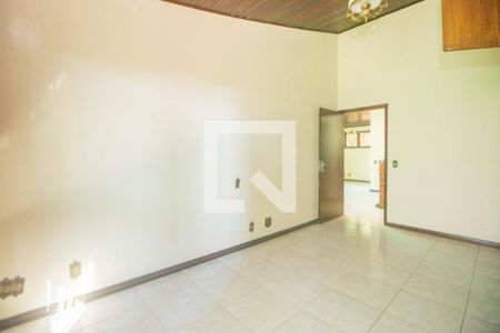 Casa à venda com 494m², 5 quartos e 6 vagas Casa à venda com 494m², 5 quartos e 6 vagasQuarto 3