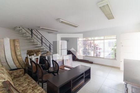 Sala de casa à venda com 4 quartos, 130m² em Vila Anglo Brasileira, São Paulo