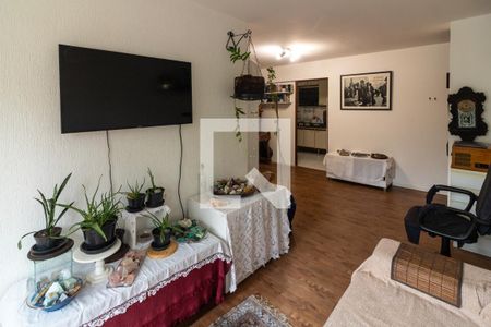 Sala de apartamento à venda com 3 quartos, 75m² em Jardim Londrina, São Paulo