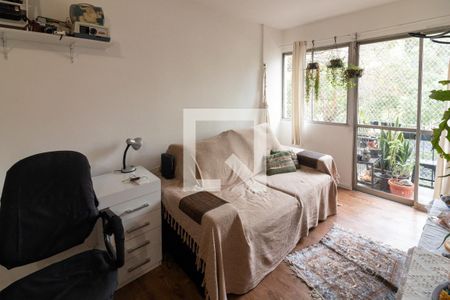 Sala de apartamento à venda com 3 quartos, 75m² em Jardim Londrina, São Paulo